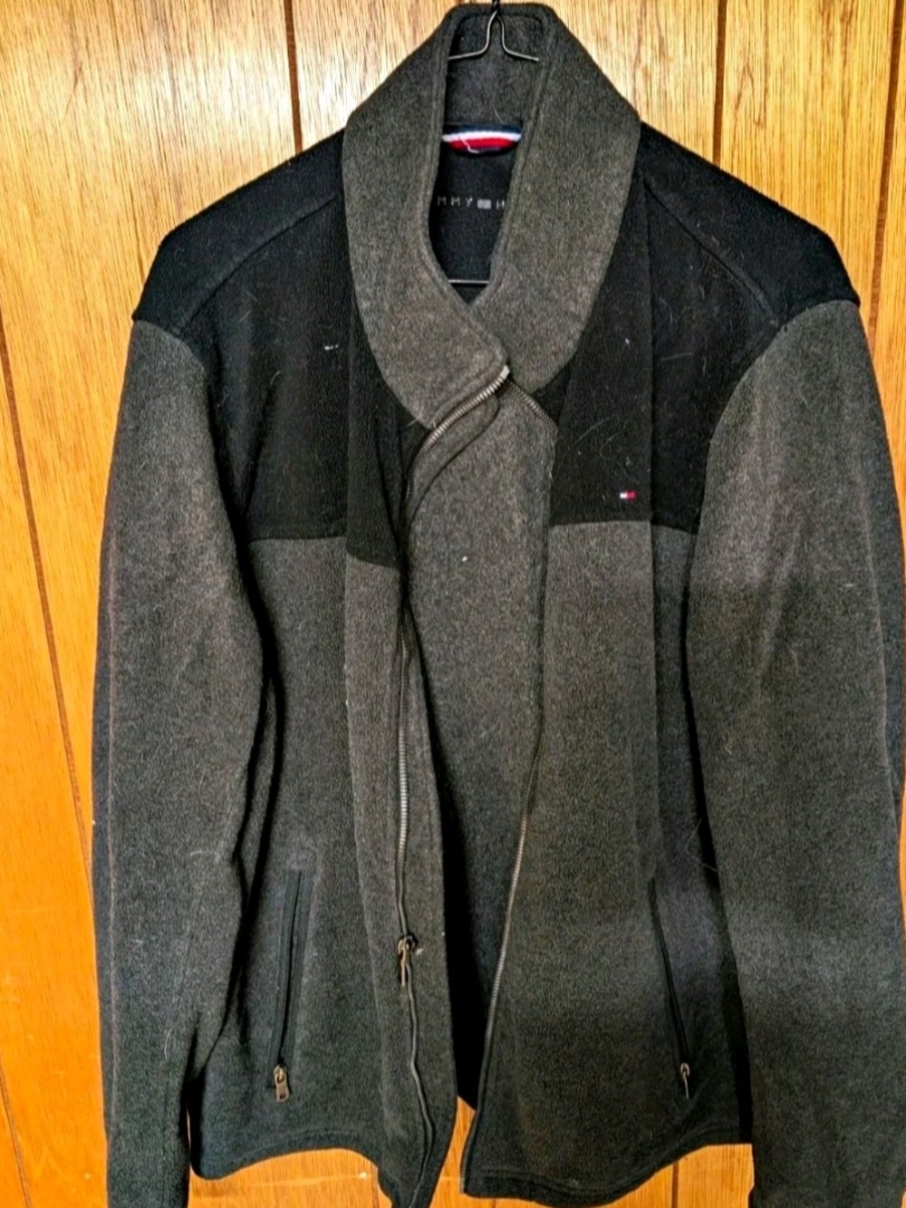 Tommy Hilfiger Men's Two-Tone Gray and Black Shawl Collar Jacket